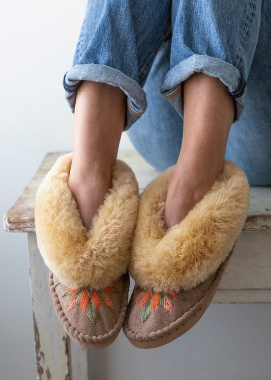 Women's Sheepskin Moccasin Slippers – Lotus – Beige/Tangerine